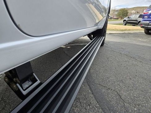 Used 2024 GMC Sierra 2500 Denali Ultimate AWD/4WD image 36