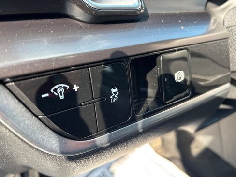 Used 2024 Kia Sportage EX FWD image 20