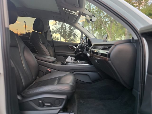 Used 2017 Audi Q7 3.0T Premium AWD/4WD image 47
