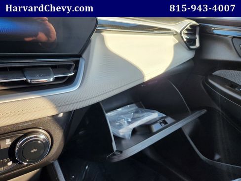 Used 2024 Chevrolet TrailBlazer LT w/ Convenience Package image 14