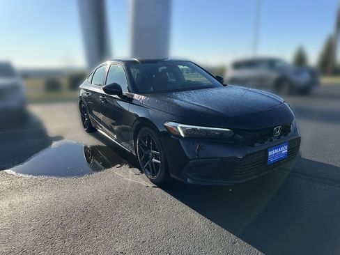 Used 2024 Honda Civic Sport image 2