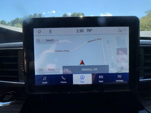 Used 2021 Ford Explorer Limited w/ Equipment Group 301A image 18