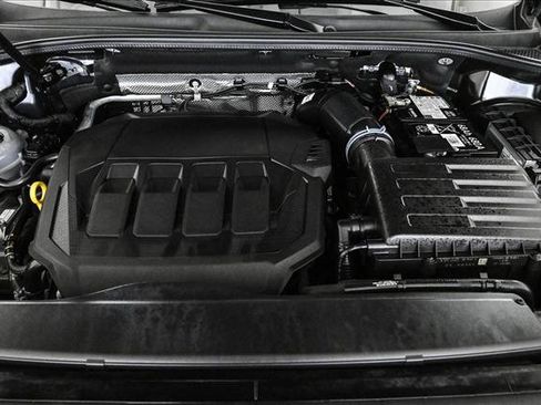 Certified 2025 Audi Q3 2.0T Premium Plus w/ Premium Plus Package image 24