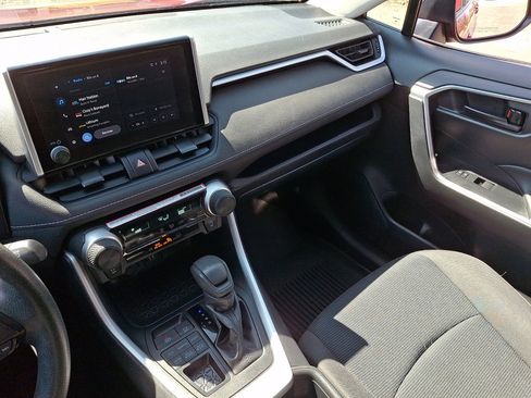 Used 2024 Toyota RAV4 LE image 30