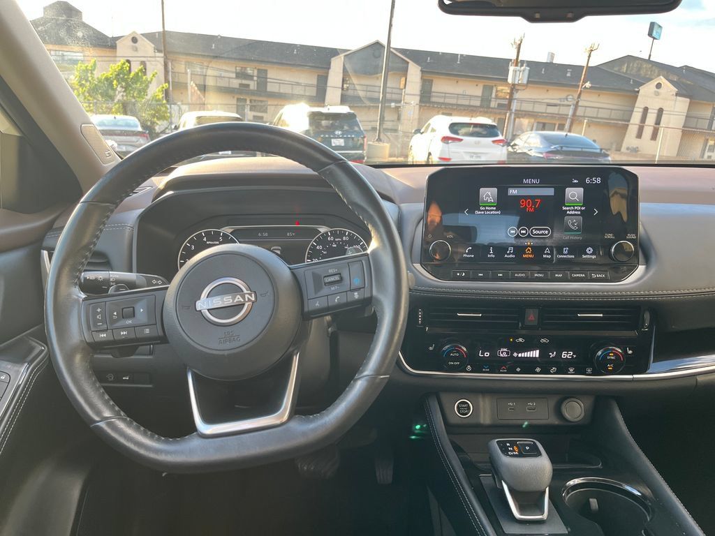Used 2023 Nissan Rogue SL w/ SL Premium Package FWD image 23