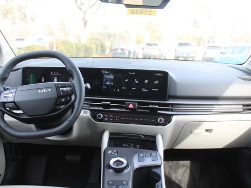 New 2026 Kia Sportage AWD Hybrid image 24