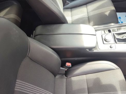 Certified 2025 MAZDA CX-50 AWD 2.5 S w/ Select Package image 18