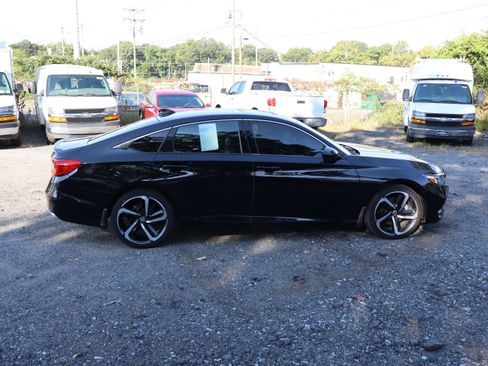 Used 2019 Honda Accord Sport image 22
