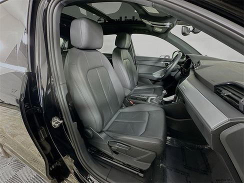 Used 2020 Audi Q3 2.0T Premium w/ Convenience Package image 33