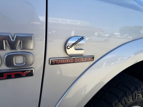 Used 2018 RAM 2500 Limited AWD/4WD image 12