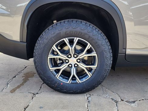 New 2026 GMC Acadia AT4 w/ Luxury Package image 57