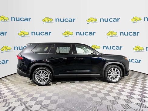 Used 2024 Toyota Grand Highlander AWD image 8