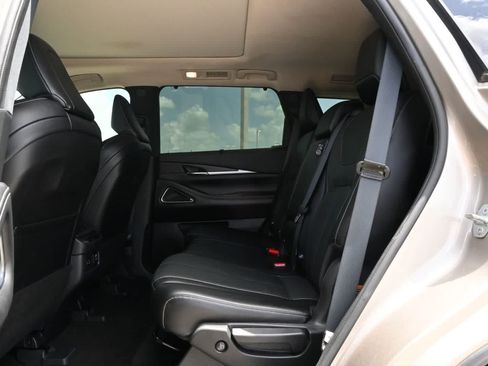 Used 2023 INFINITI QX60 Sensory w/ Cargo Package AWD/4WD image 18
