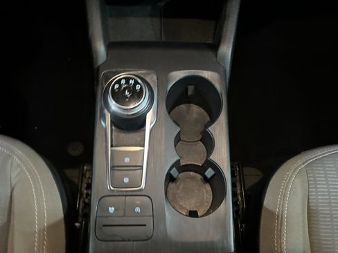 Used 2022 Ford Escape S image 21