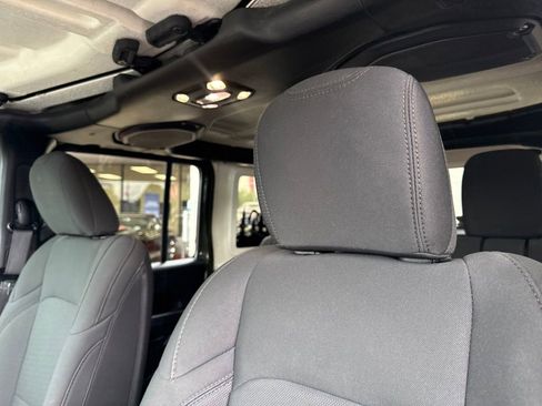 Used 2021 Jeep Wrangler Unlimited Sport AWD/4WD image 16