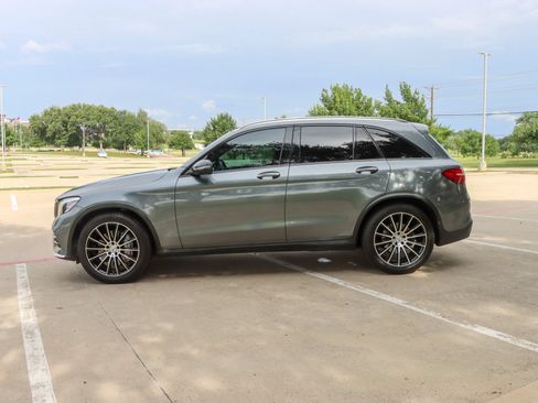 Used 2018 Mercedes-Benz GLC 43 AMG 4MATIC image 4