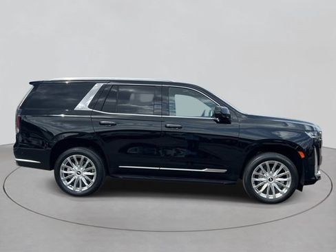 Used 2022 Cadillac Escalade Premium Luxury AWD/4WD image 5