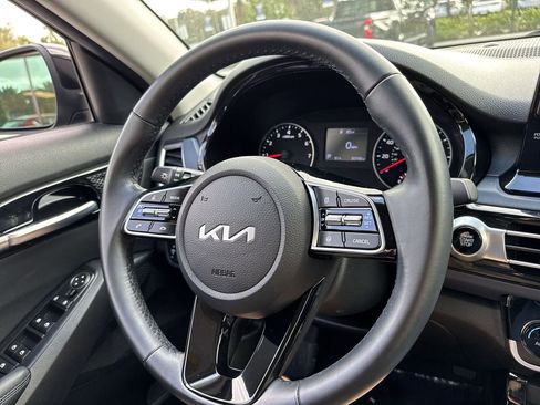 Used 2023 Kia Seltos S image 53