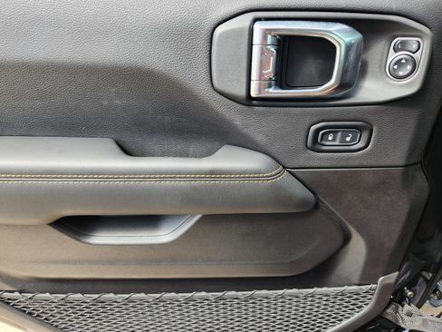 New 2026 Jeep Gladiator Sport AWD/4WD image 32