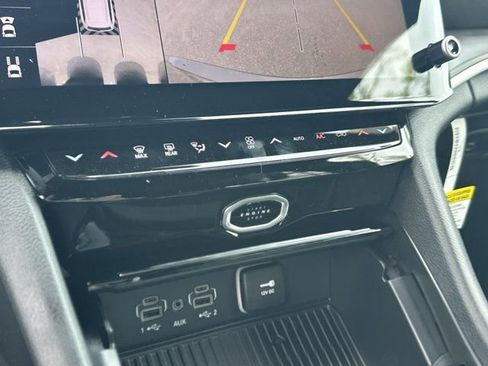 New 2026 Jeep Grand Cherokee Limited AWD/4WD image 32