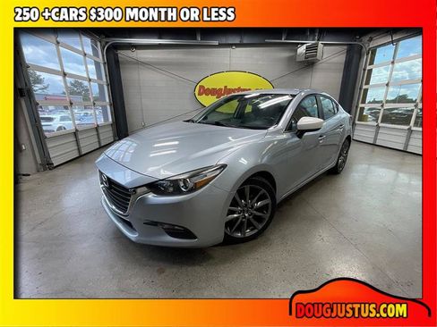 Used 2018 MAZDA MAZDA3 Touring FWD image 1