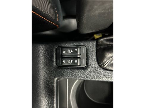 Used 2017 Subaru Crosstrek 2.0i Premium AWD/4WD image 17