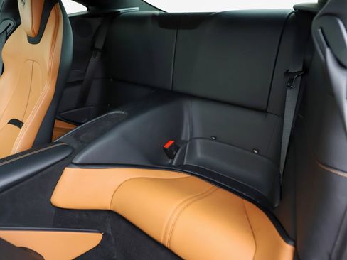 Certified 2022 Ferrari Roma image 11