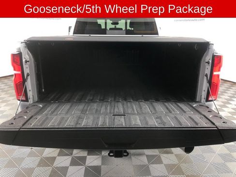 Used 2025 Chevrolet Silverado 2500 ZR2 w/ Technology Package AWD/4WD image 20