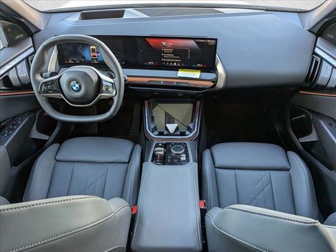 Used 2025 BMW X3 xDrive30i w/ Premium Package image 19