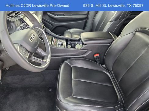 Used 2023 Jeep Grand Cherokee L Limited AWD/4WD image 14