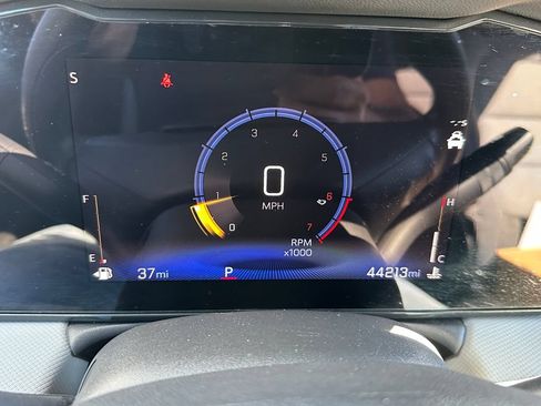 Used 2025 Chevrolet TrailBlazer LT FWD image 26