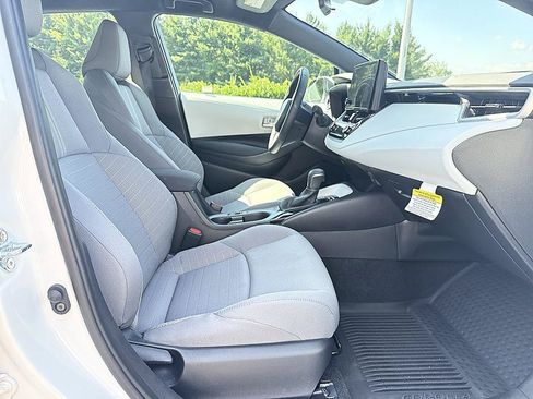 Certified 2026 Toyota Corolla SE FWD image 20