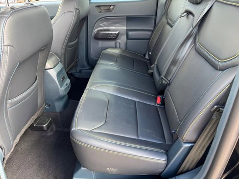 New 2025 Ford Maverick Lobo image 17