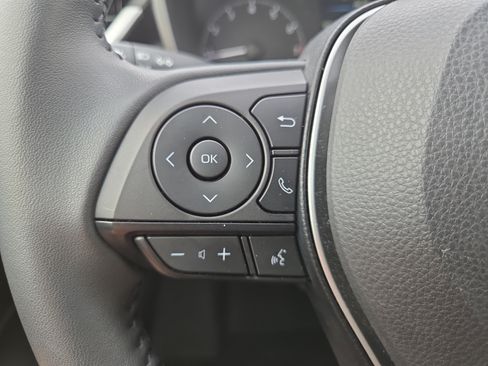 Certified 2025 Toyota Corolla SE FWD image 24