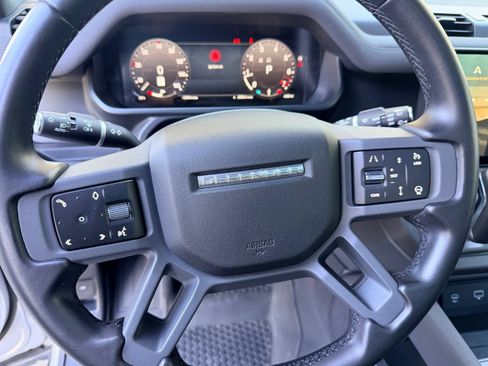 Used 2023 Land Rover Defender 130 X-Dynamic SE AWD/4WD image 15