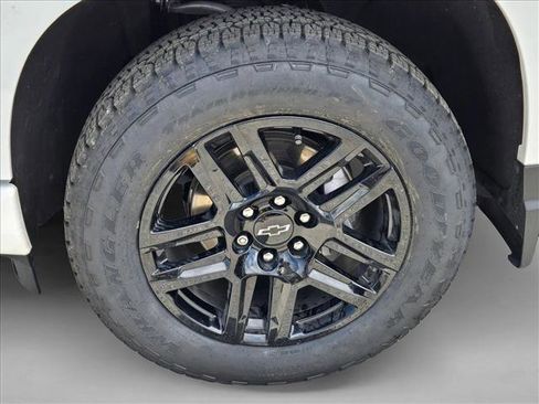 Used 2025 Chevrolet Silverado 1500 RST w/ Protection Package AWD/4WD image 22
