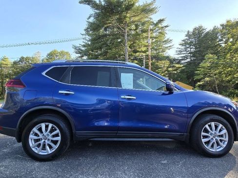 Used 2018 Nissan Rogue SV AWD/4WD image 9