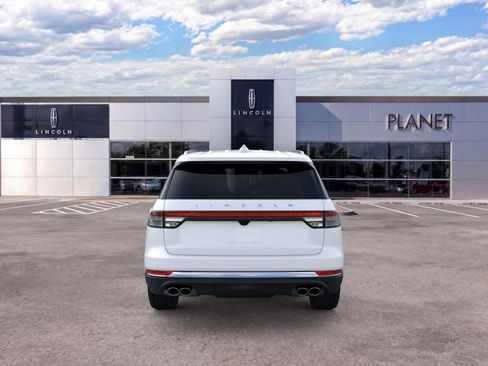 New 2026 Lincoln Aviator AWD image 5