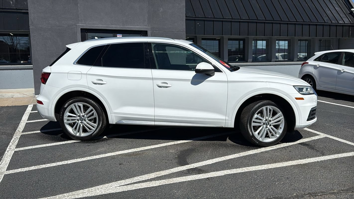 Used 2018 Audi Q5 2.0T Premium Plus AWD/4WD image 2