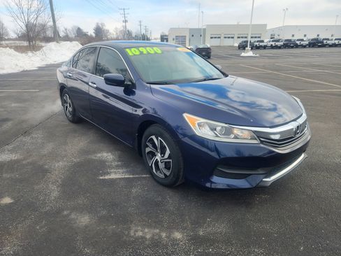 Used 2016 Honda Accord LX image 8