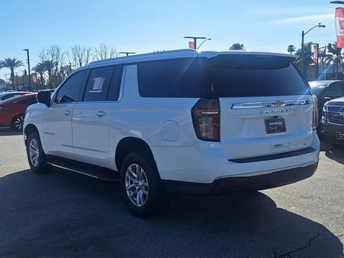 Used 2021 Chevrolet Suburban LT image 7