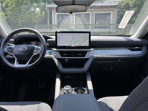 New 2026 Ford Explorer Active AWD/4WD image 23