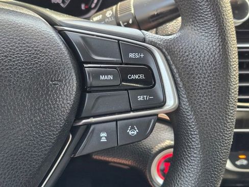 Used 2018 Honda Accord EX image 25