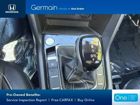 Used 2023 Volkswagen Taos SEL AWD/4WD image 32
