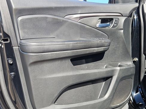 Used 2021 Honda Ridgeline RTL image 12