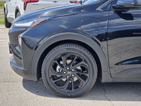 New 2027 Chevrolet Bolt RS w/ Technology Package FWD image 8