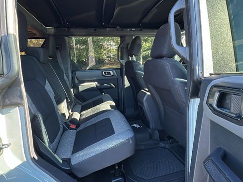 Used 2021 Ford Bronco Big Bend w/ Sasquatch Package image 24