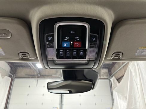 Used 2026 RAM 1500 Limited AWD/4WD image 38