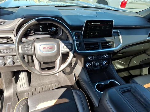 Used 2024 GMC Yukon AT4 w/ Technology Package image 21