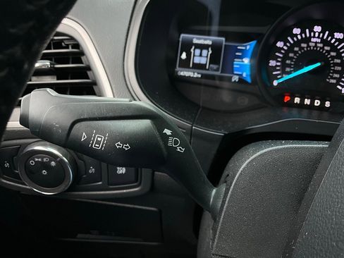 Used 2023 Ford Edge SEL image 35